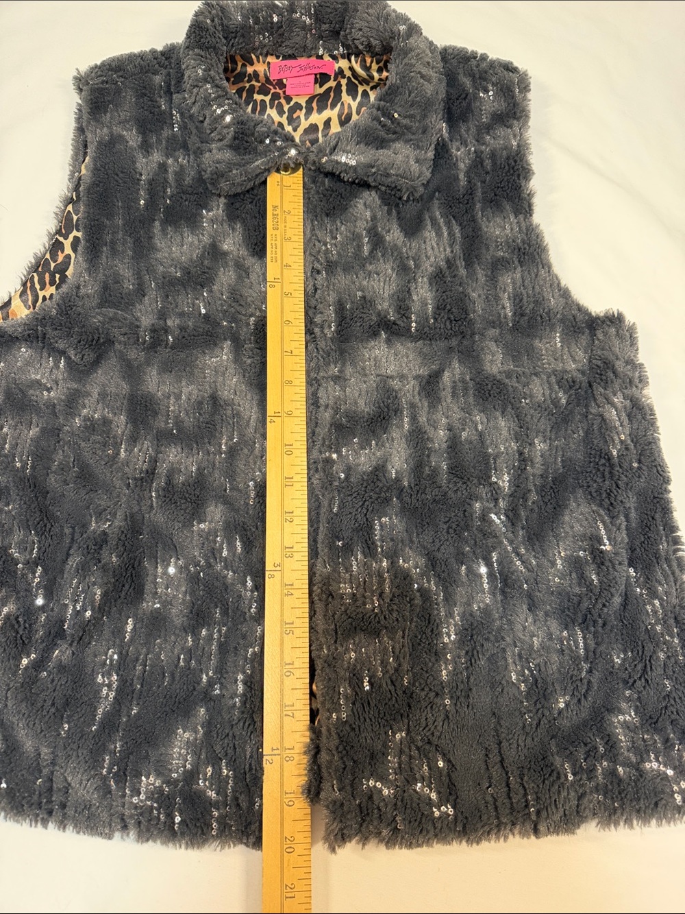 Betsey Johnson WL Black Faux Fur & Sequin Vest with Leopard Lining - Picture 9 of 11